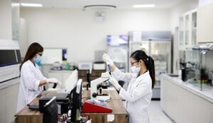 医療費と教育費を考慮した老後に備える優先順位は？
