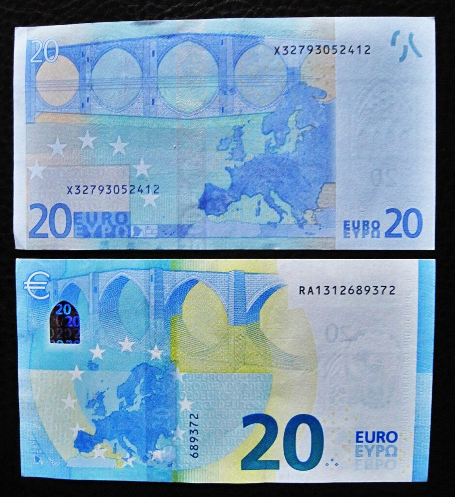 月収20万円から始められる投資の方法は？