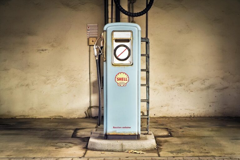 電気とガスの見直しは本当にお得？比較するポイントは？